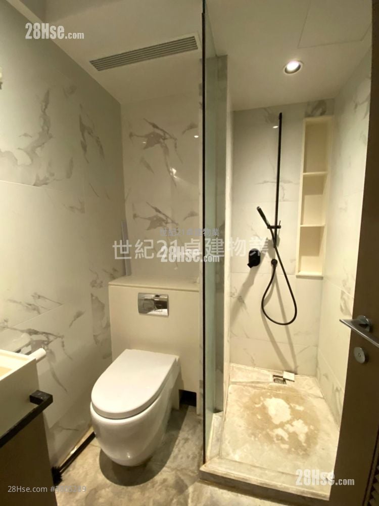 汇萃 售盘 开放式间隔 210 平方尺