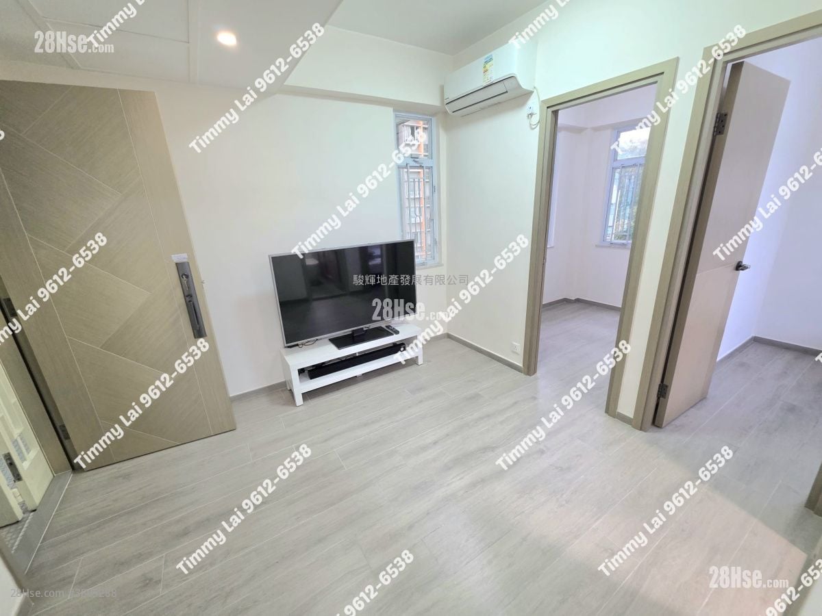 Wai Pont House Sell 2 Bedrooms , 1 Bathroom 292 ft²