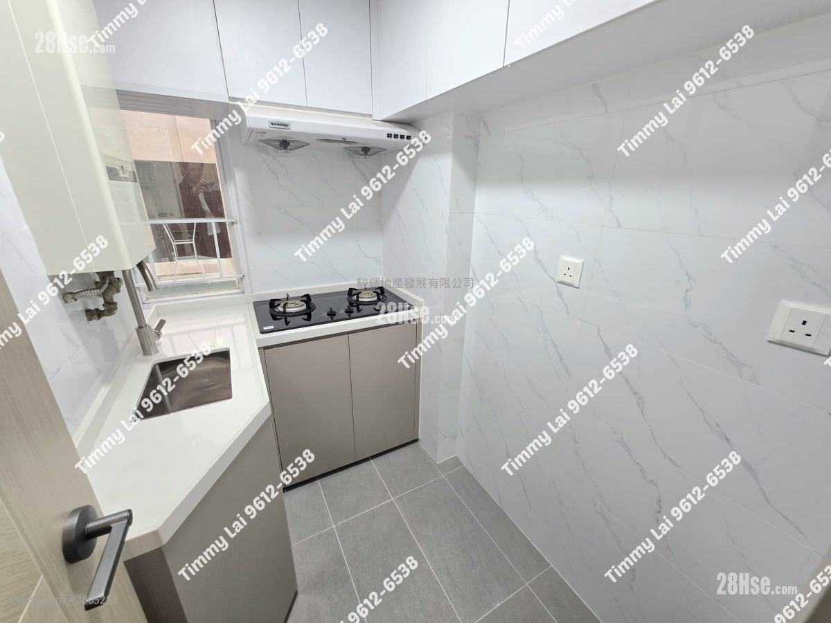 Wai Pont House Sell 2 Bedrooms , 1 Bathroom 292 ft²