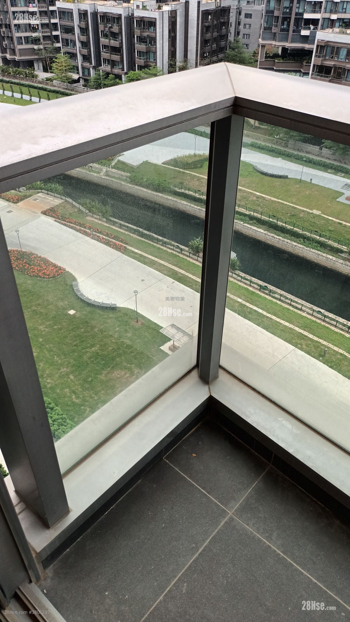 Monaco Sell 2 Bedrooms , 1 Bathroom 446 ft²