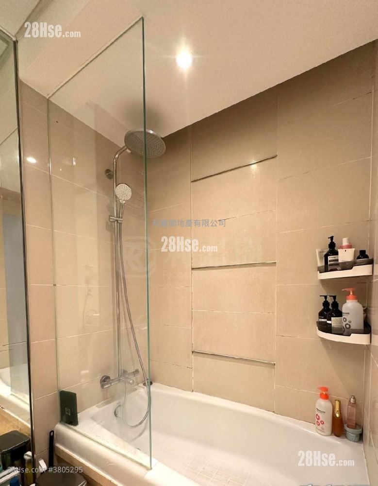 Manhattan Hill Sell 2 Bedrooms , 1 Bathroom 496 ft²