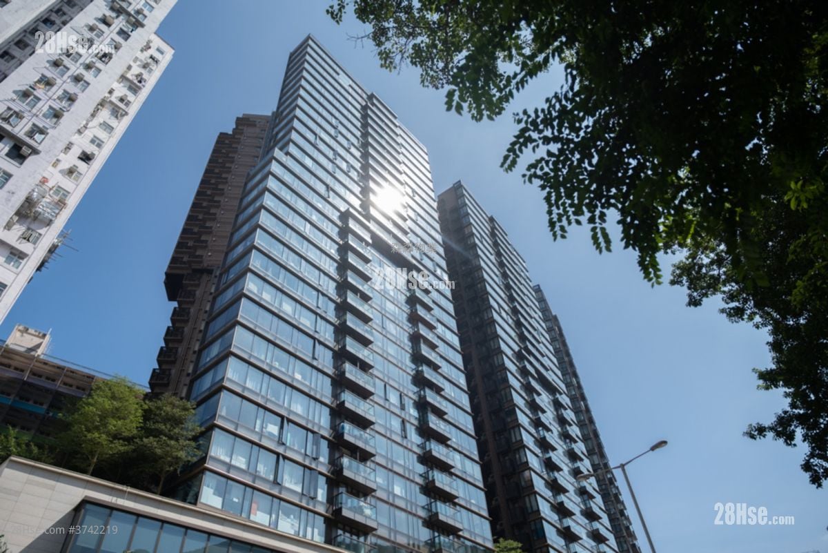 Island Garden Sell 3 Bedrooms , 1 Bathroom 882 ft²