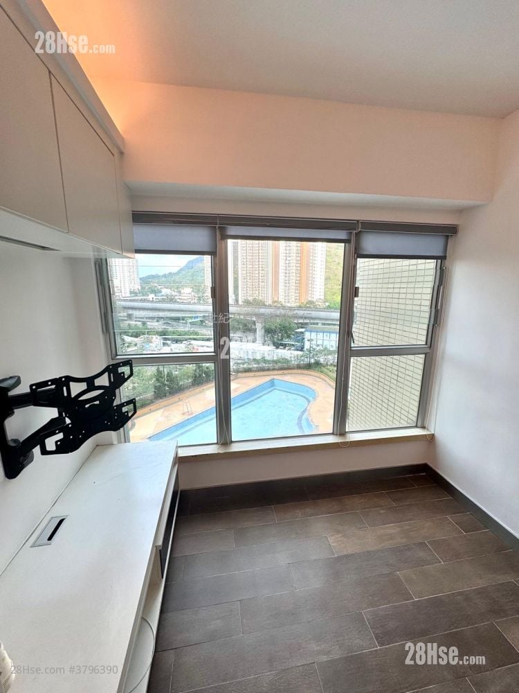 Mountain Shore Sell 2 Bedrooms , 1 Bathroom 482 ft²