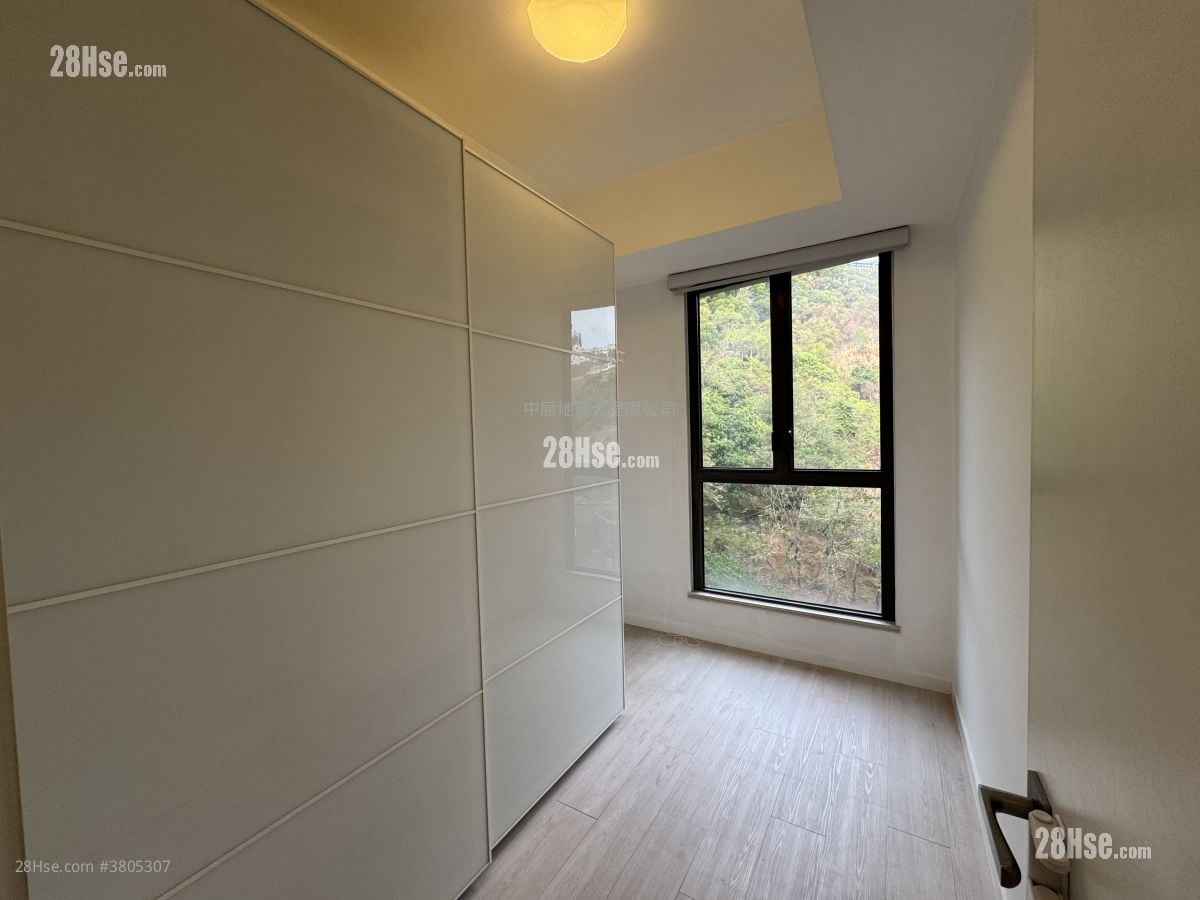 Dragons Range Sell 2 Bedrooms 654 ft²