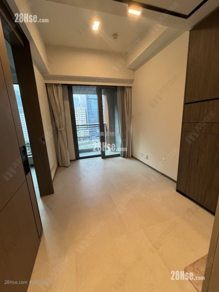 天玺天 售盘 1 房 , 1 浴室 296 平方尺