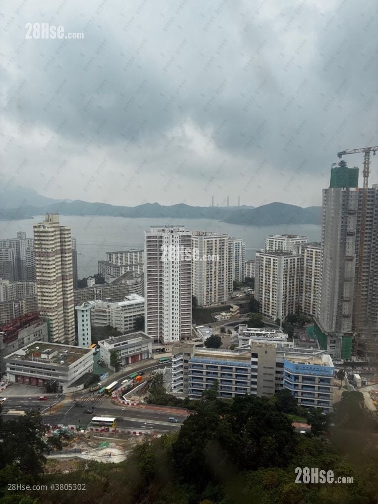 Chi Fu Fa Yuen Sell 2 Bedrooms , 1 Bathroom 439 ft²