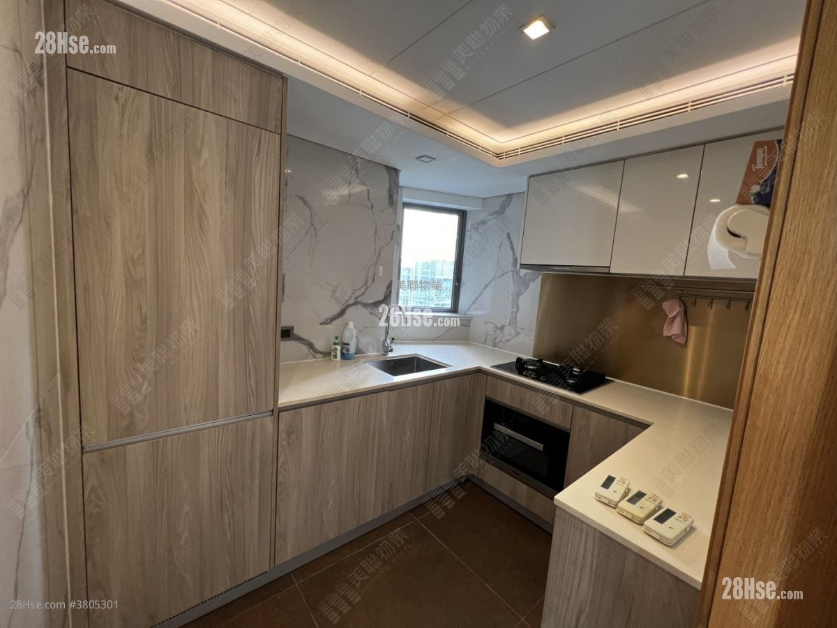 One Kai Tak(Ii) Sell 3 Bedrooms , 2 Bathrooms 799 ft²