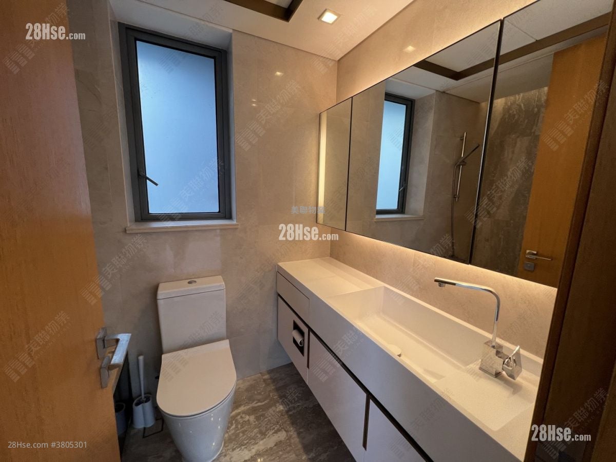 One Kai Tak(Ii) Sell 3 Bedrooms , 2 Bathrooms 799 ft²