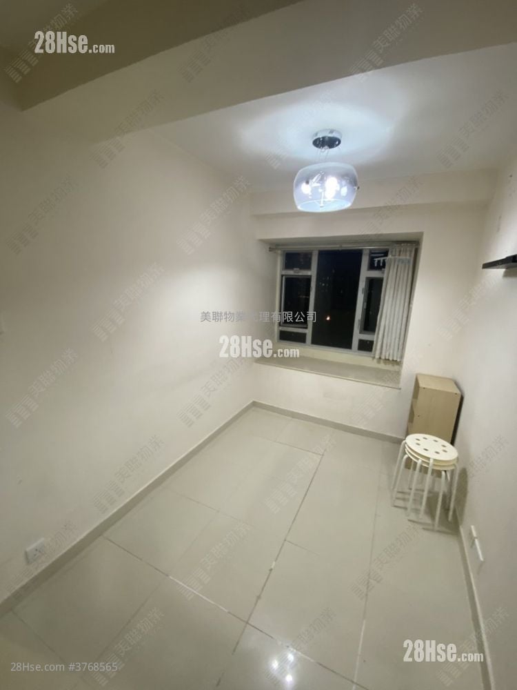 好运中心 售盘 2 房 , 1 浴室 348 平方尺