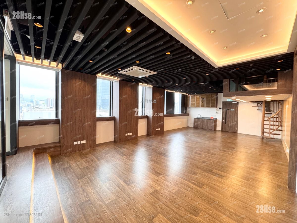 Le Diamant Sell Studio , 1 Toilet 1,090 ft²