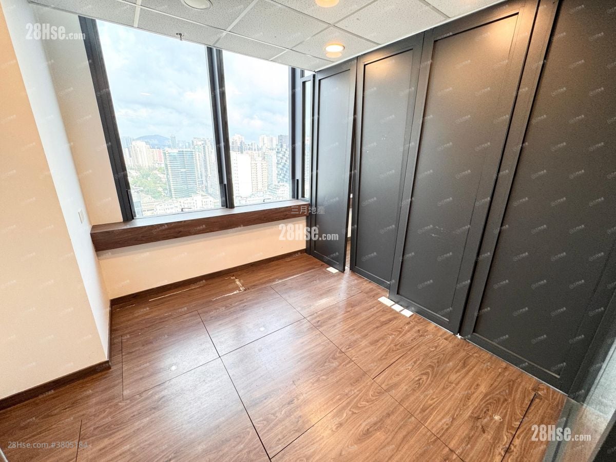 Le Diamant Sell Studio , 1 Toilet 1,090 ft²
