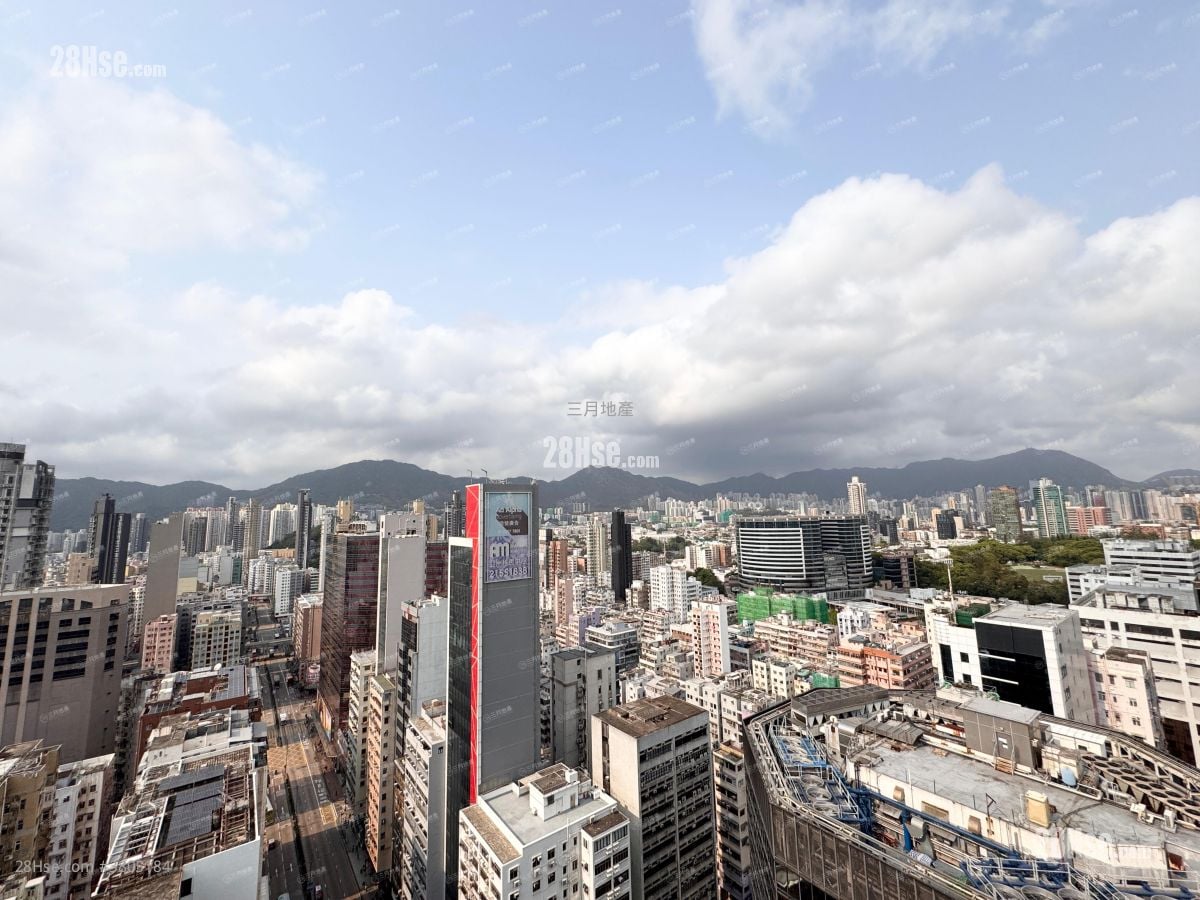 Le Diamant Sell Studio , 1 Toilet 1,090 ft²