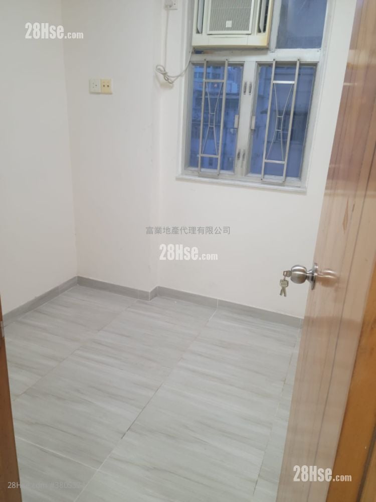 必发楼 售盘 2 房 , 1 浴室 260 平方尺