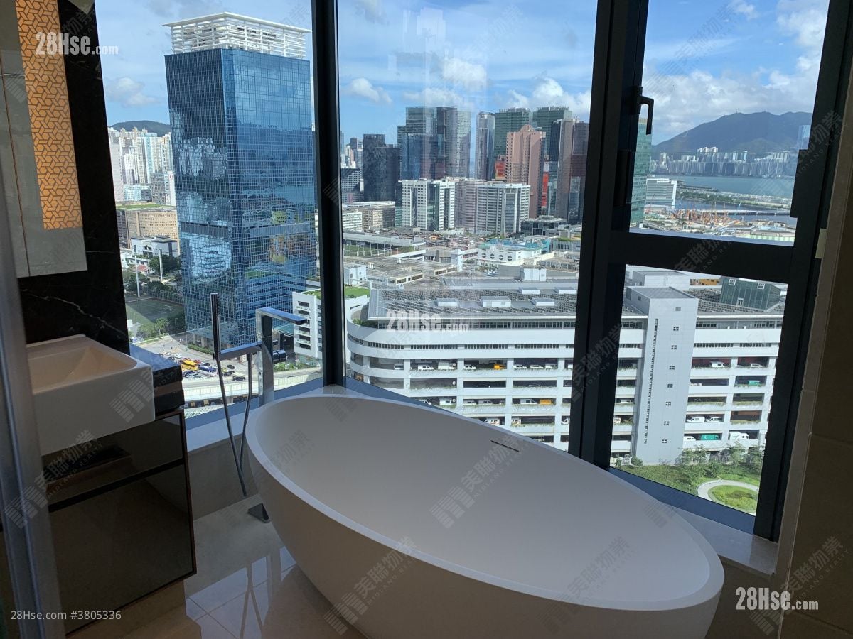 天寰 售盘 4 房 , 3 浴室 1,190 平方尺