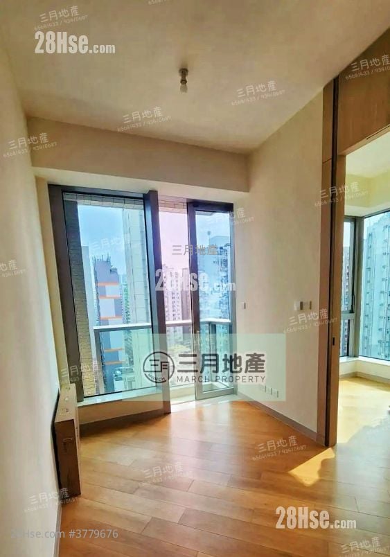 One Soho Rental 2 Bedrooms , 2 Bathrooms 320 ft²