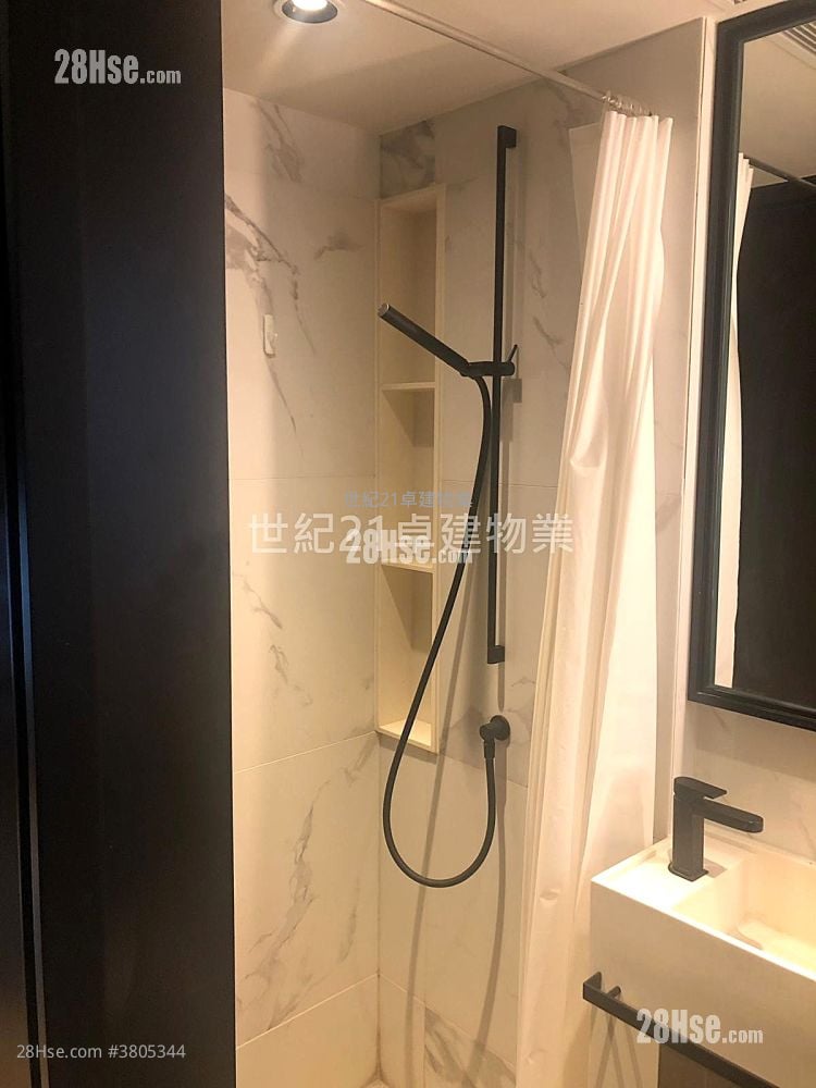 汇萃 售盘 开放式间隔 219 平方尺