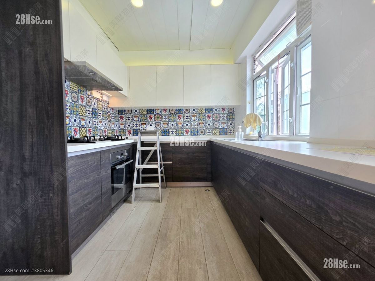 国城大厦 售盘 3 房 1,061 平方尺