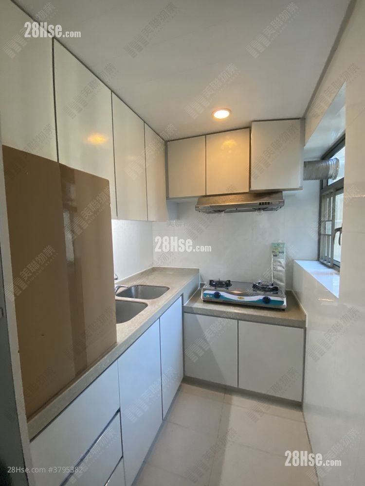 Tseung Kwan O Plaza Sell 3 Bedrooms , 1 Bathroom 538 ft²