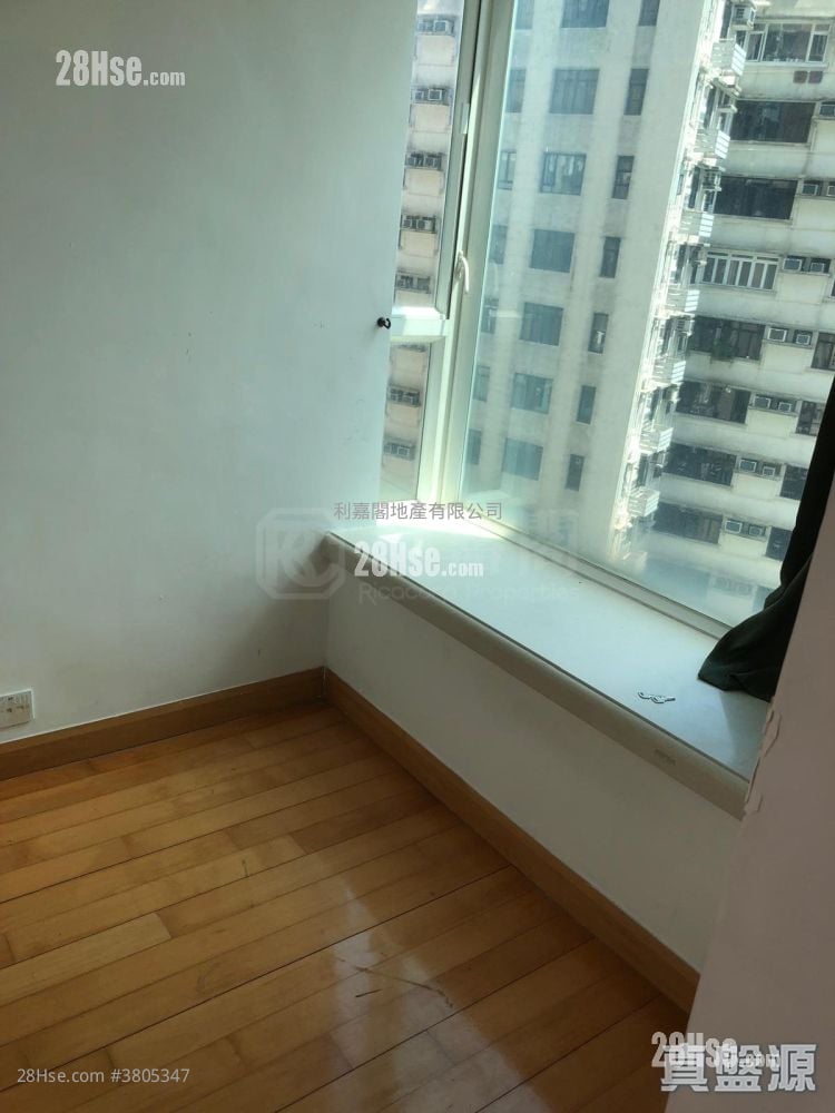 Reading Place Sell 2 Bedrooms , 1 Bathroom 414 ft²