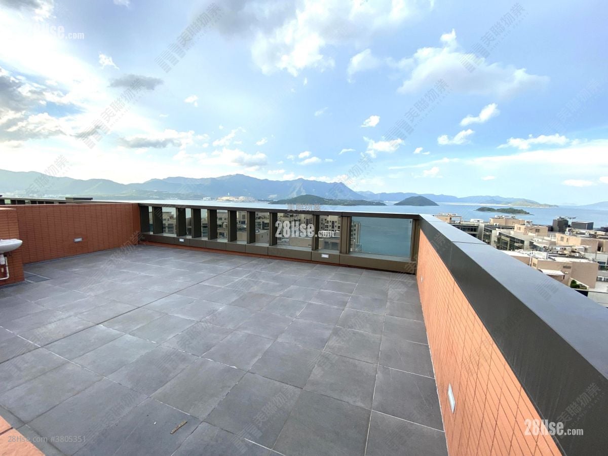 Centra Horizon Rental 2 Bedrooms , 2 Bathrooms 620 ft²