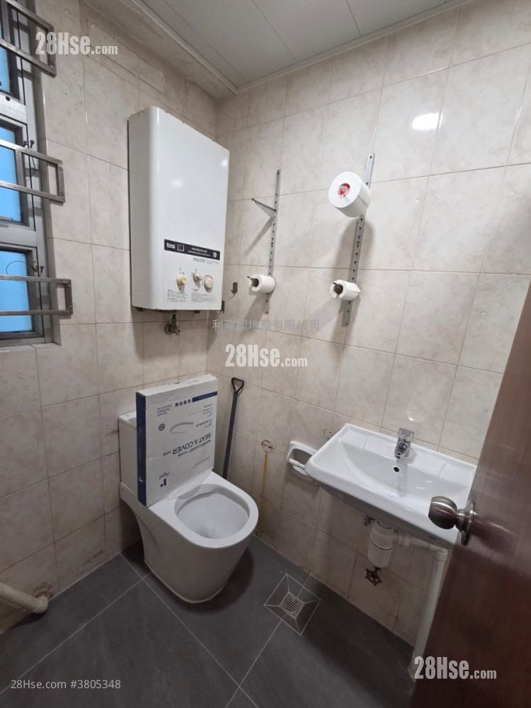 兆昌大厦 售盘 2 房 , 1 浴室 255 平方尺