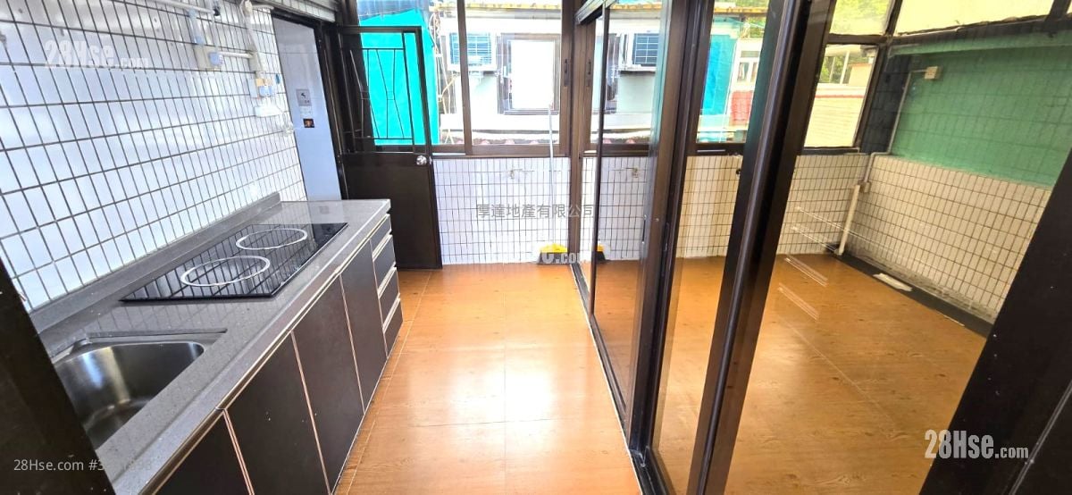 Village Rental 2 Bedrooms , 1 Bathroom 600 ft²