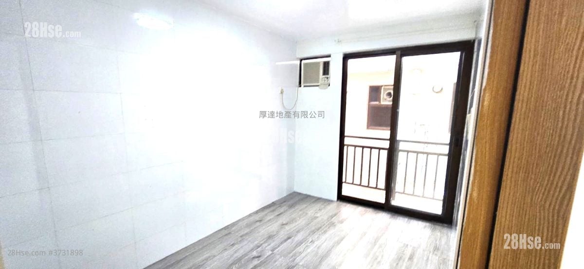 Village Rental 2 Bedrooms , 1 Bathroom 600 ft²