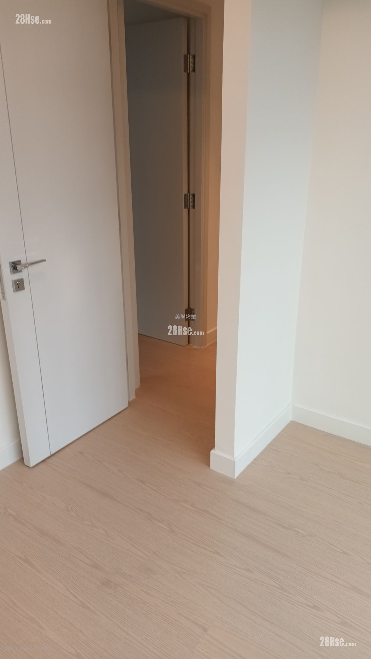 Monaco Rental 2 Bedrooms , 1 Bathroom 678 ft²