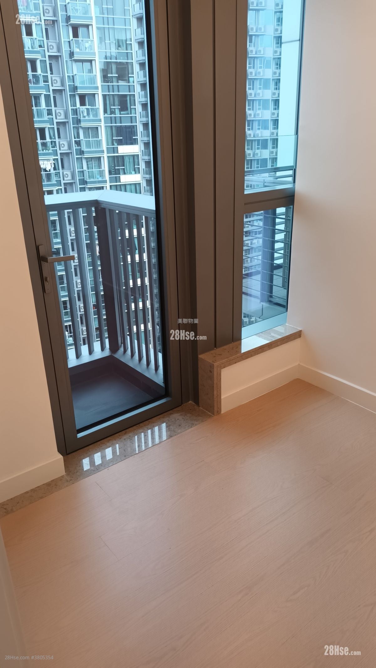 Monaco Rental 2 Bedrooms , 1 Bathroom 678 ft²