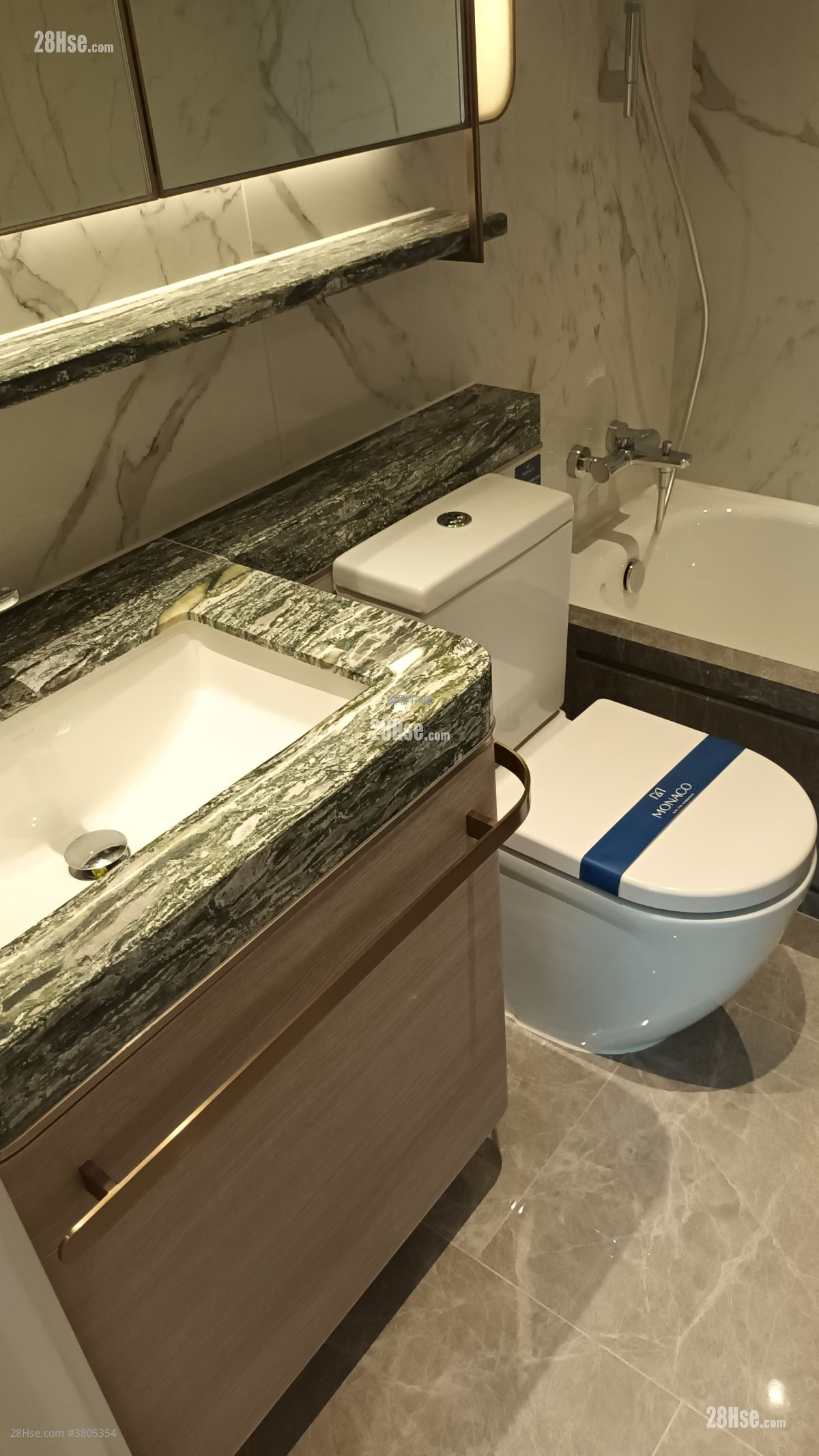 Monaco Rental 2 Bedrooms , 1 Bathroom 678 ft²