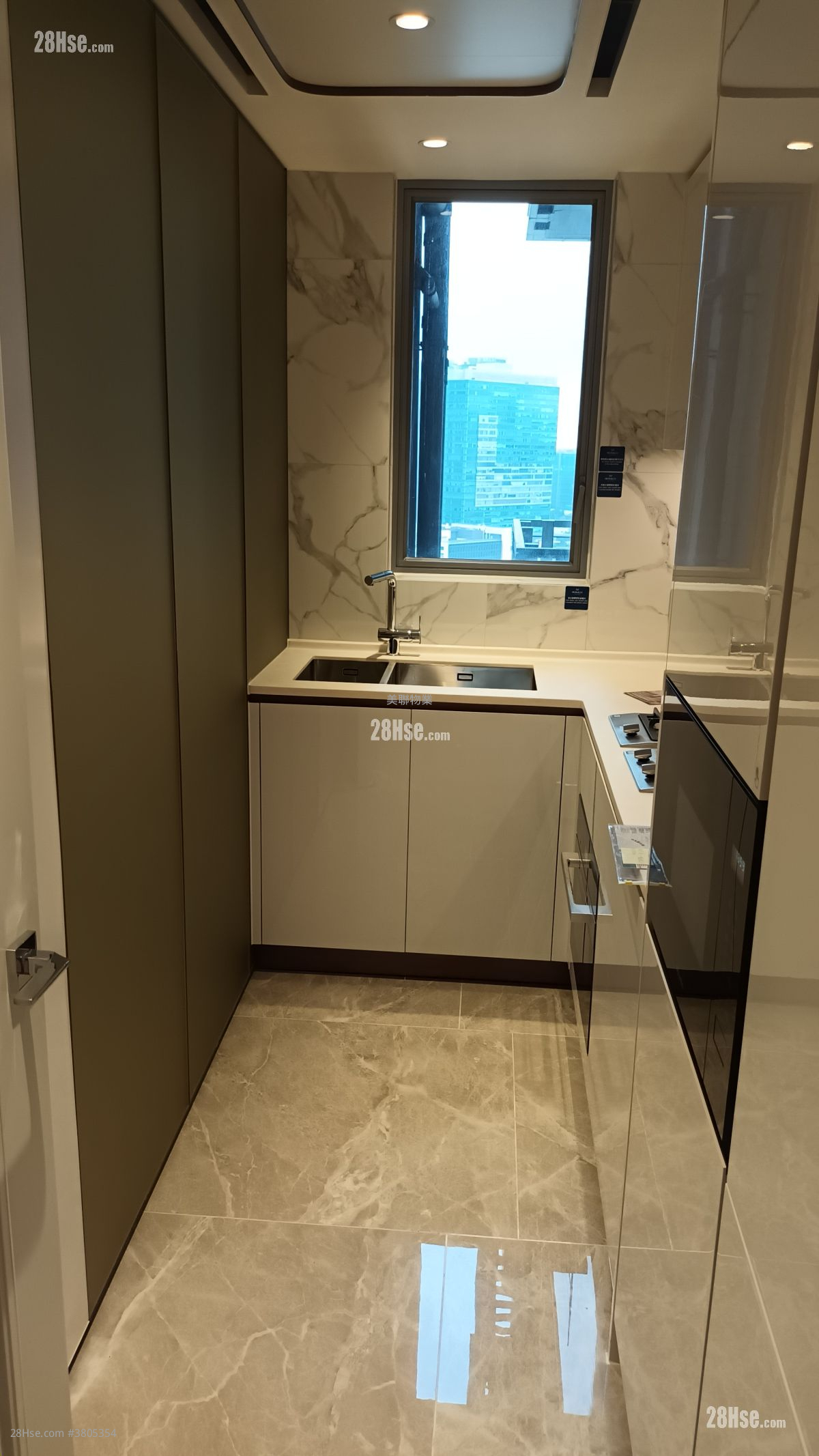 Monaco Rental 2 Bedrooms , 1 Bathroom 678 ft²