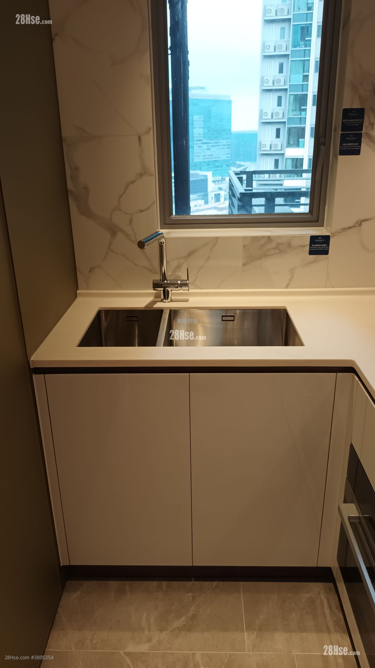 Monaco Rental 2 Bedrooms , 1 Bathroom 678 ft²