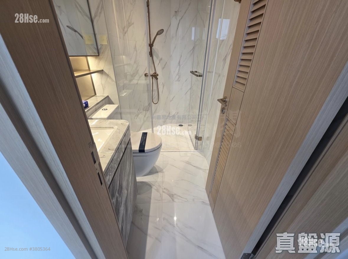 Double Coast Sell 1 Bedroom 325 ft²