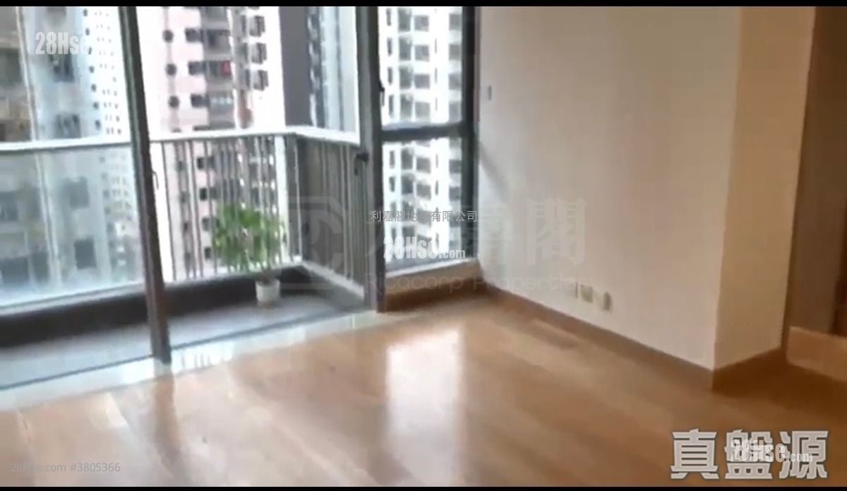 Island Crest Sell 2 Bedrooms , 1 Bathroom 555 ft²