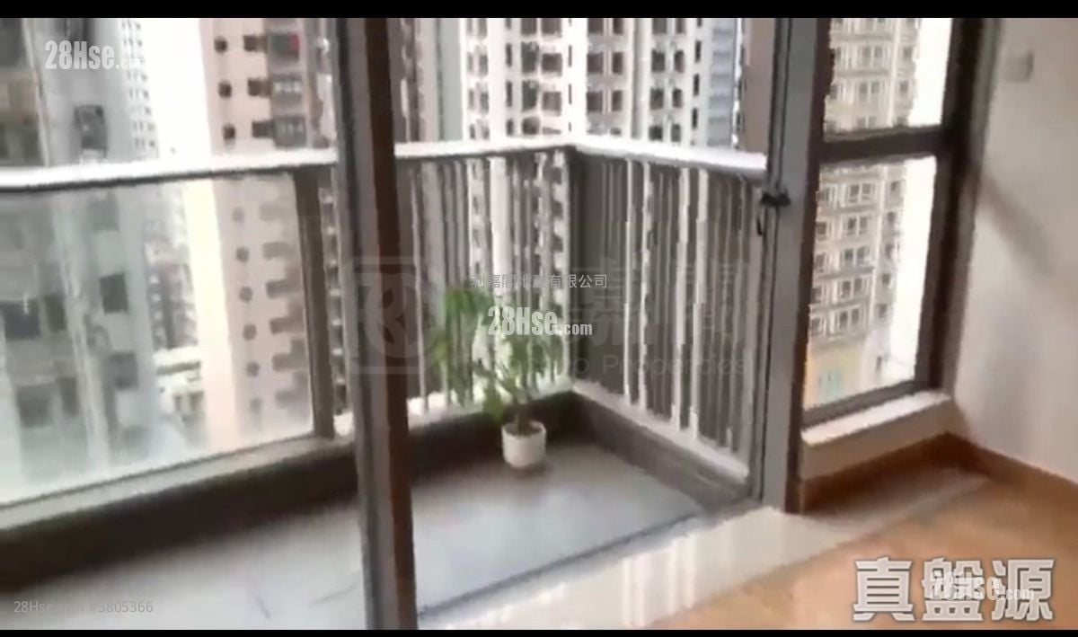 Island Crest Sell 2 Bedrooms , 1 Bathroom 555 ft²