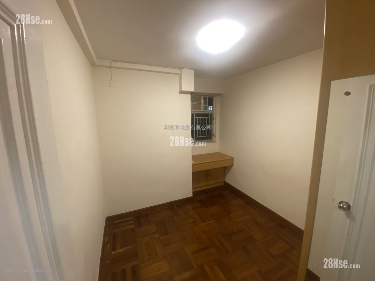 美孚新邨 售盘 2 房 , 1 浴室 533 平方尺