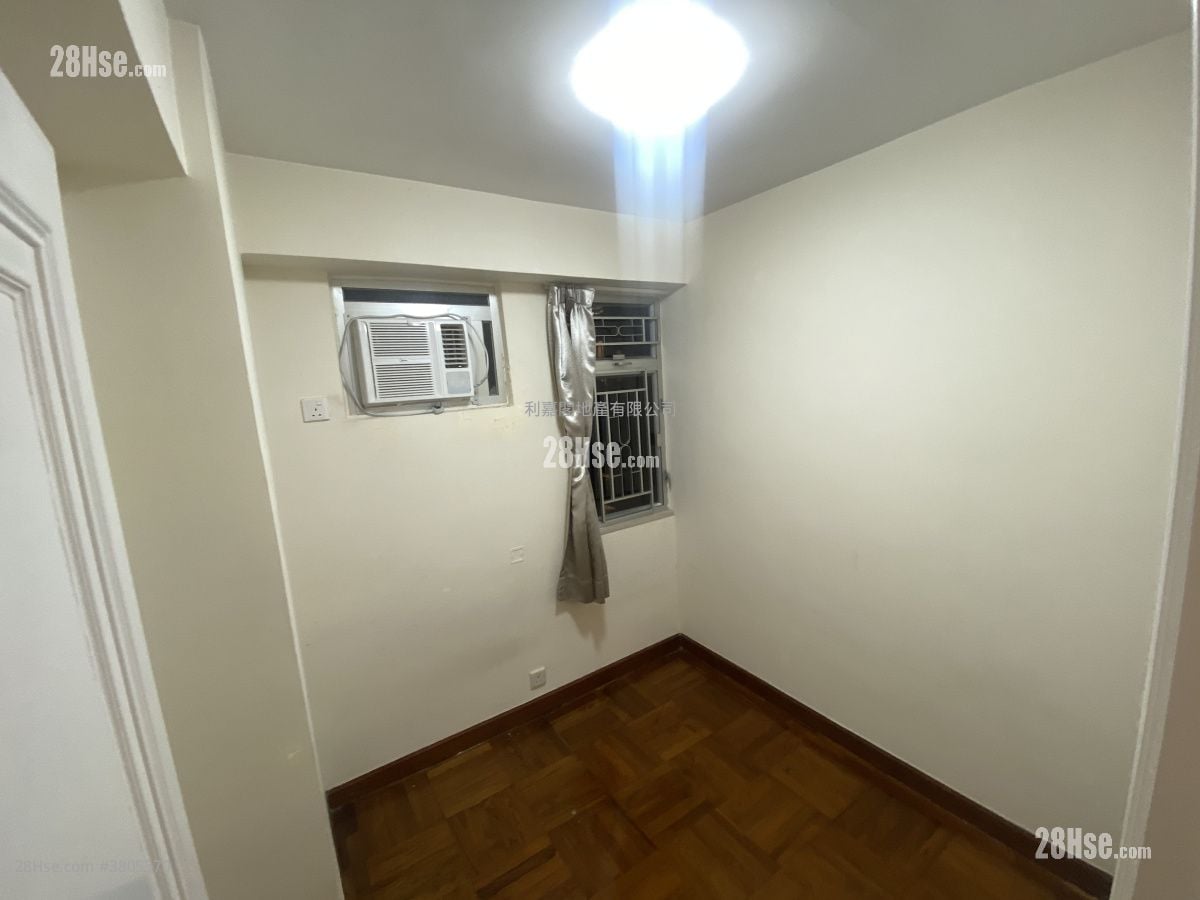 美孚新邨 售盘 2 房 , 1 浴室 533 平方尺