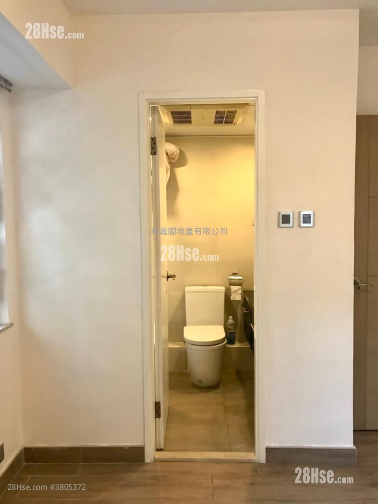 Mei Foo Sun Chuen Sell 3 Bedrooms , 1 Bathroom 579 ft²