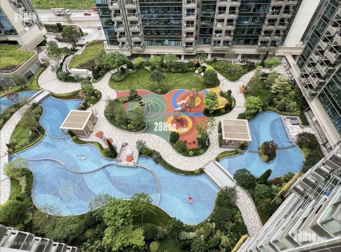 Grand Mayfair  Sell 2 Bedrooms 445 ft²