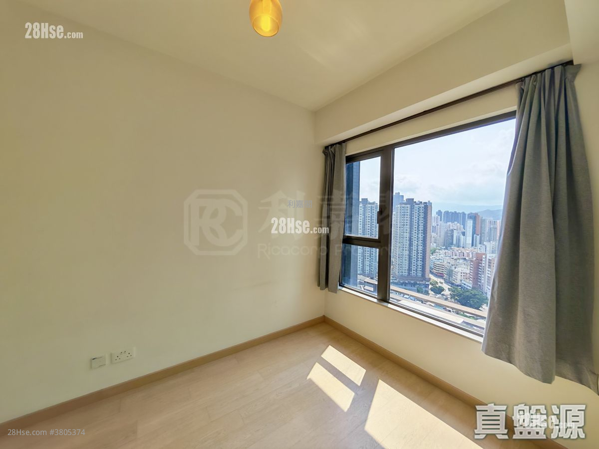 Sol City Sell 2 Bedrooms 496 ft²