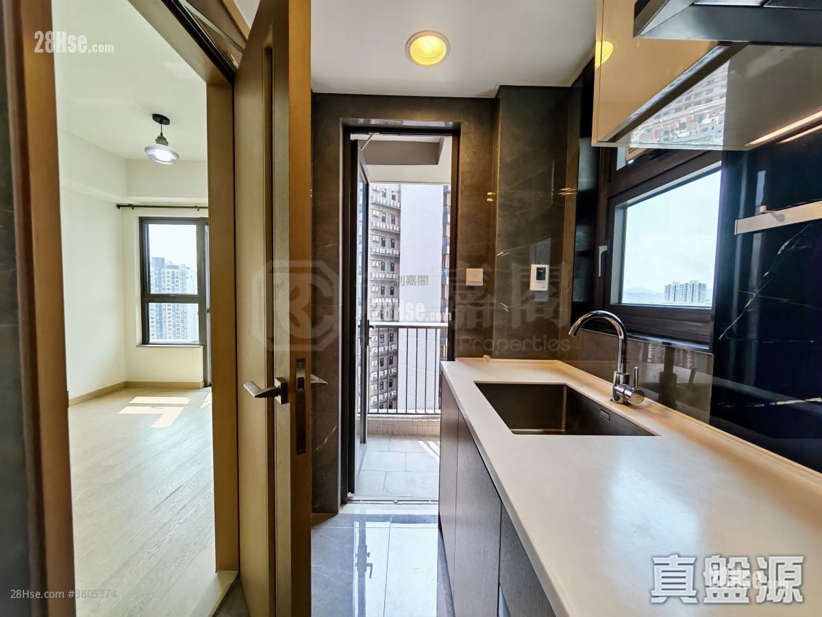 Sol City Sell 2 Bedrooms 496 ft²