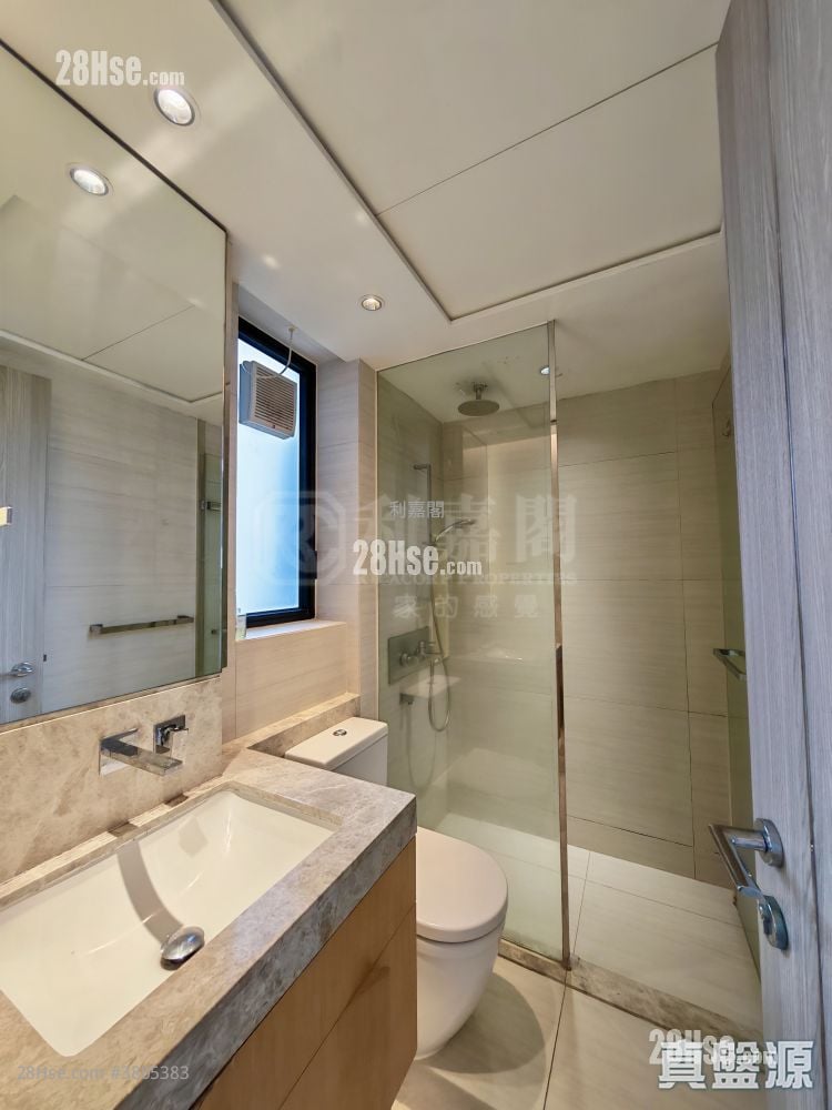 Twin Regency Sell 2 Bedrooms 454 ft²