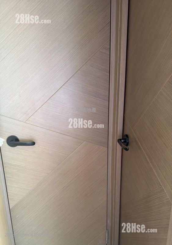 Lai Tsui Court Sell 2 Bedrooms , 1 Bathroom 388 ft²