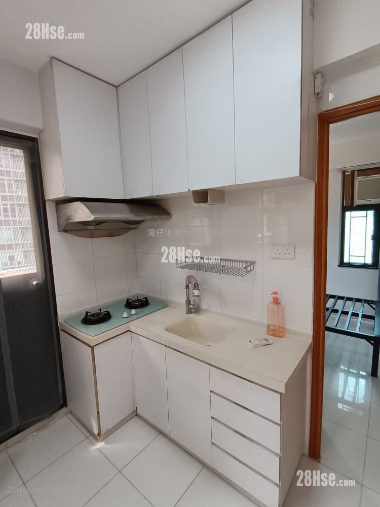 安东大厦 租盘 2 房 , 1 浴室 356 平方尺