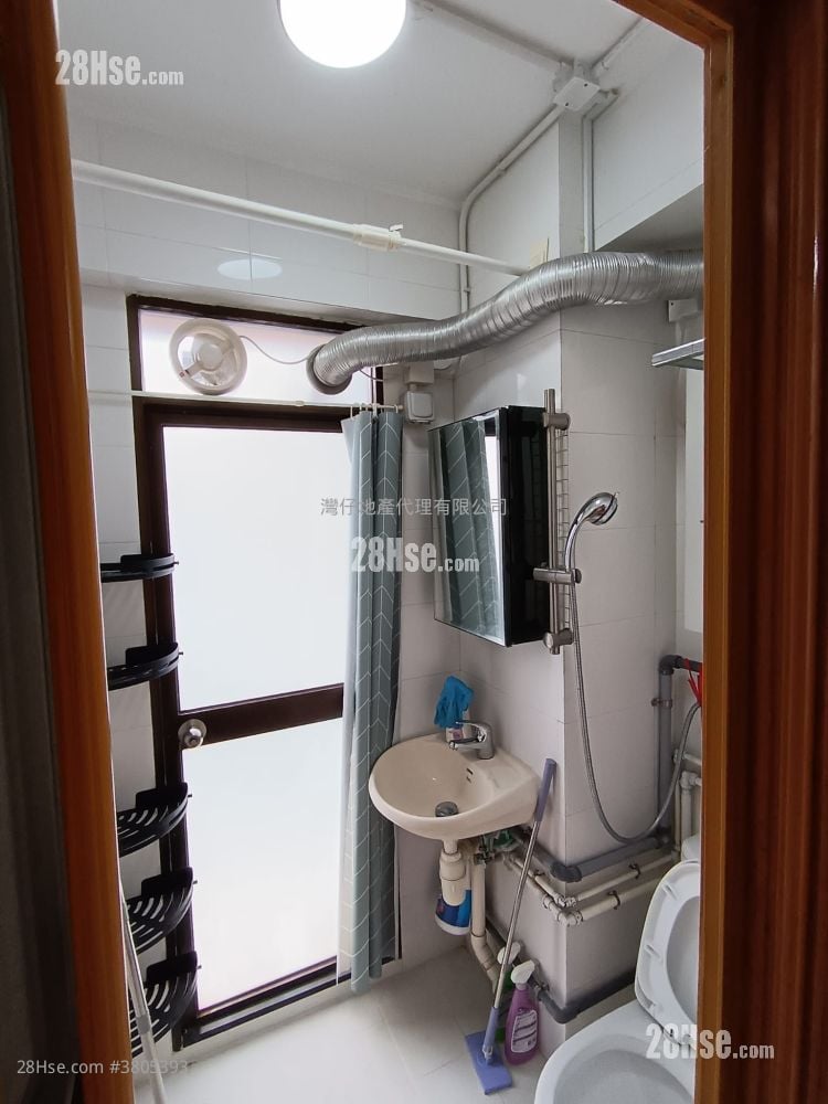 安东大厦 租盘 2 房 , 1 浴室 356 平方尺