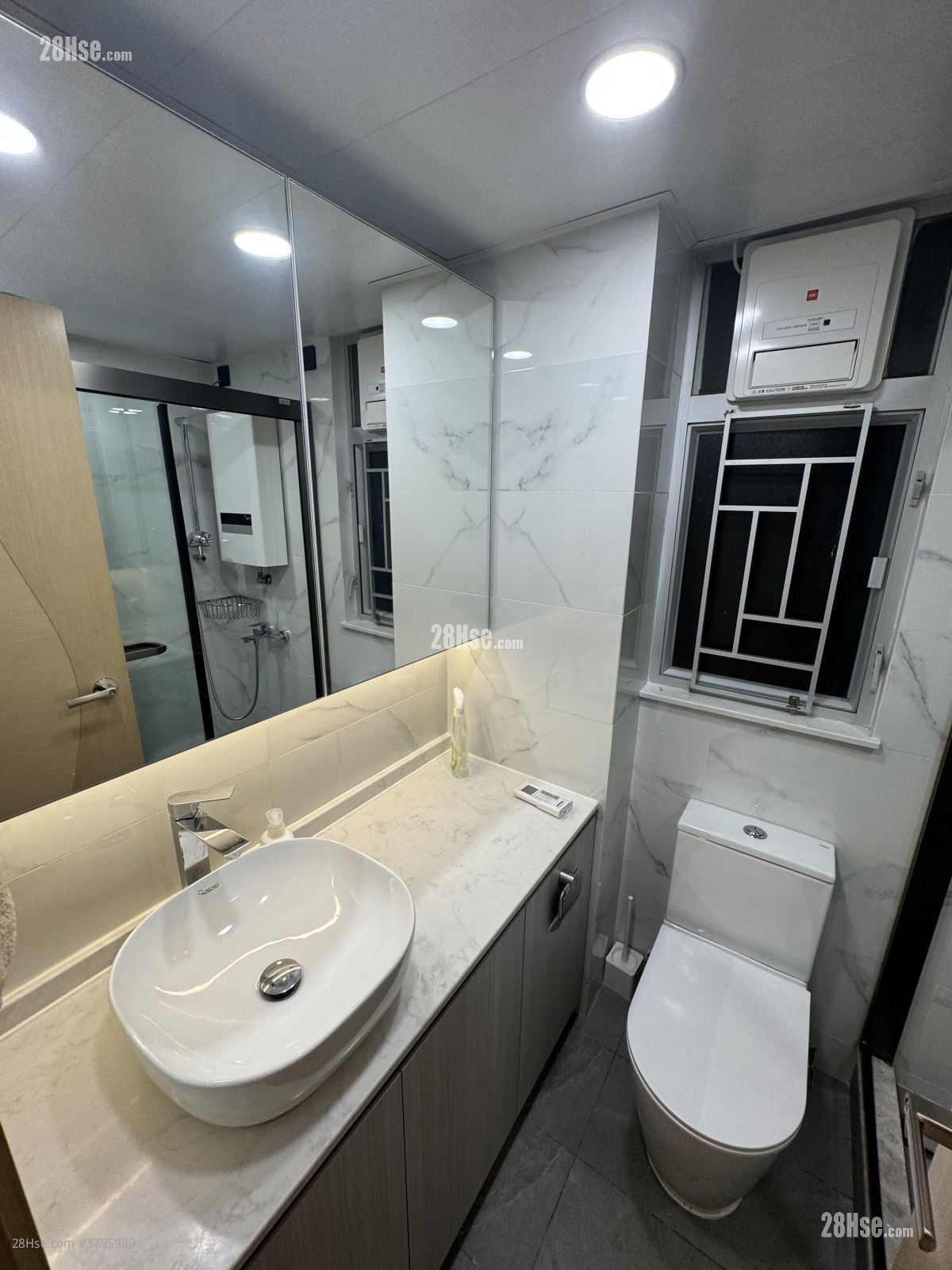 Whampoa Garden Rental 2 Bedrooms , 1 Bathroom 505 ft²