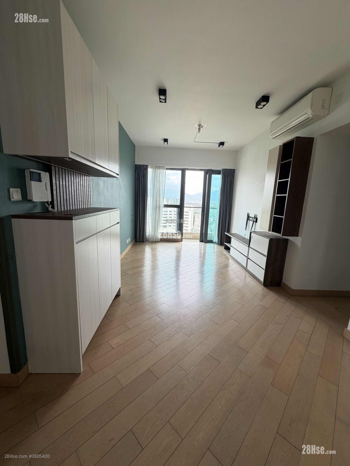 Grand Yoho Sell 3 Bedrooms , 3 Bathrooms 777 ft²