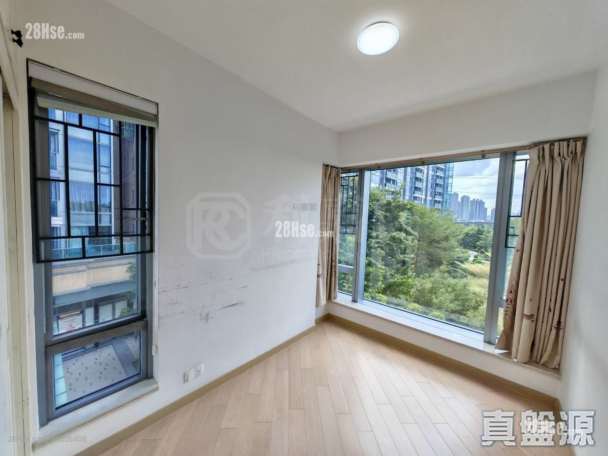 Park Yoho Sell 3 Bedrooms 606 ft²