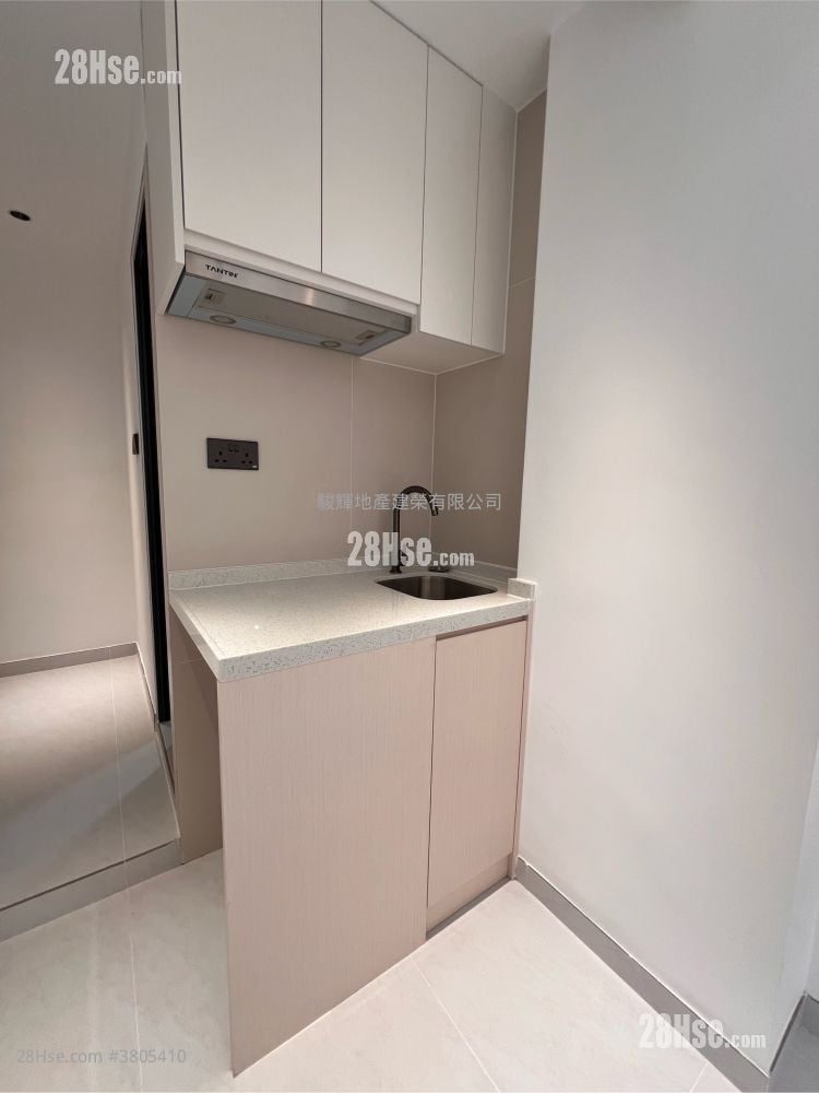 Man Wah Building Rental 1 Bathroom 160 ft²