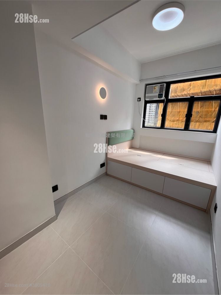 Man Wah Building Rental 1 Bathroom 160 ft²